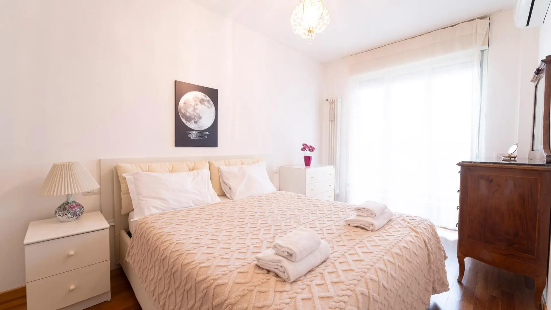 I Host Apartment - Adamello 8 Milánó Olaszország